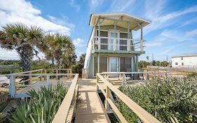 Oasis Beach House, 2 Bedrooms, Sleeps 6, Beach Front, Hdtv, Wifi